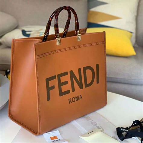 borsa fendi shopper tote|fendi sunshine shopper.